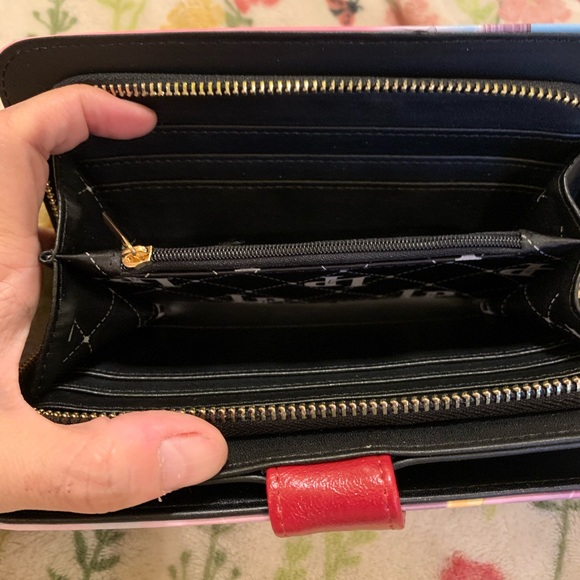 La Philipe Wristlet - Picture 5 of 6